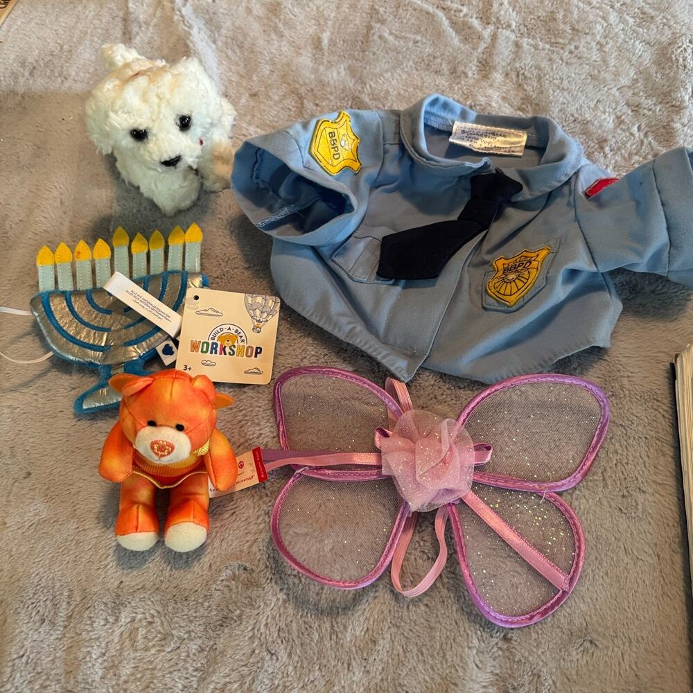 Build-A-Bear BABW Lot accessories Maltipoo Kennel Pal Dog Autumn bear police etc
